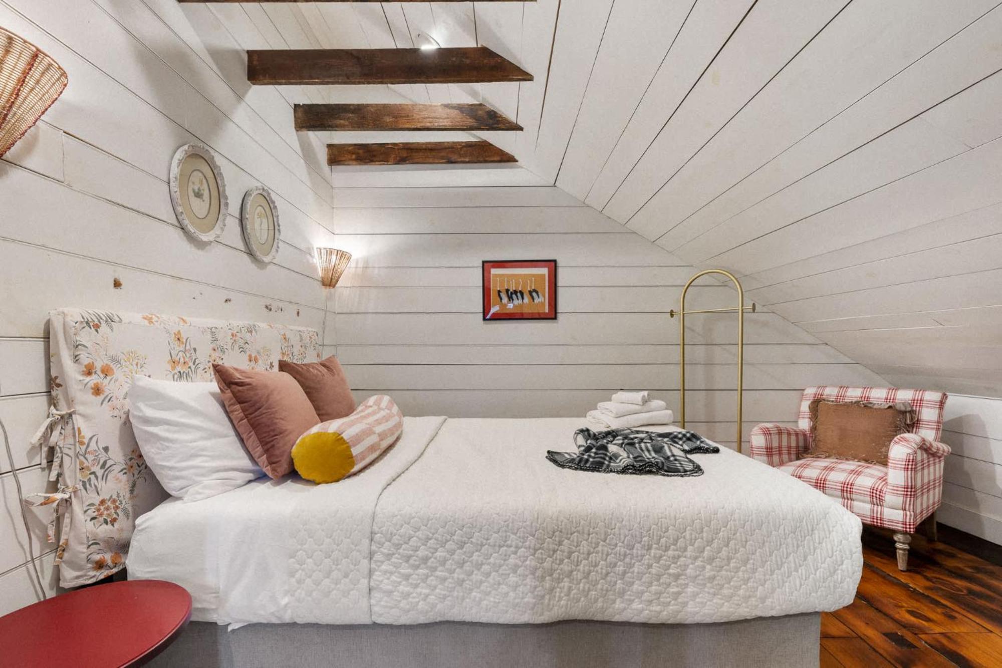 Serene Escape Your Private In Frankfort *